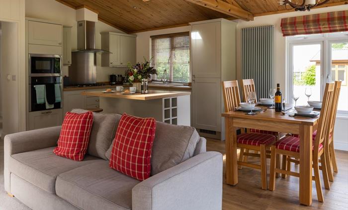 Open plan dinning area